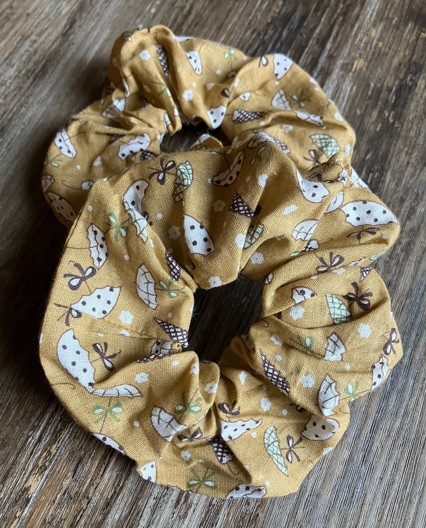 Umbrella Scrunchie